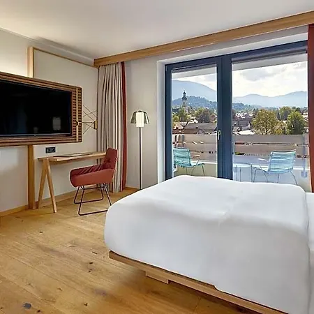 Flesslers Lenggries, A Tribute Portfolio Otel 4*
